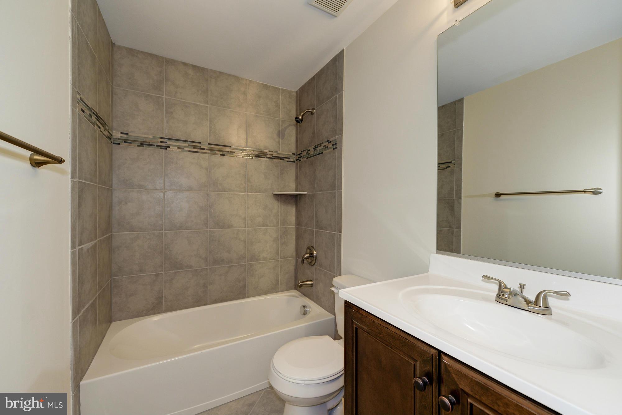 13718 Palm Road Woodbridge, VA 22193 - Photo 23 of 30 Interior (General)