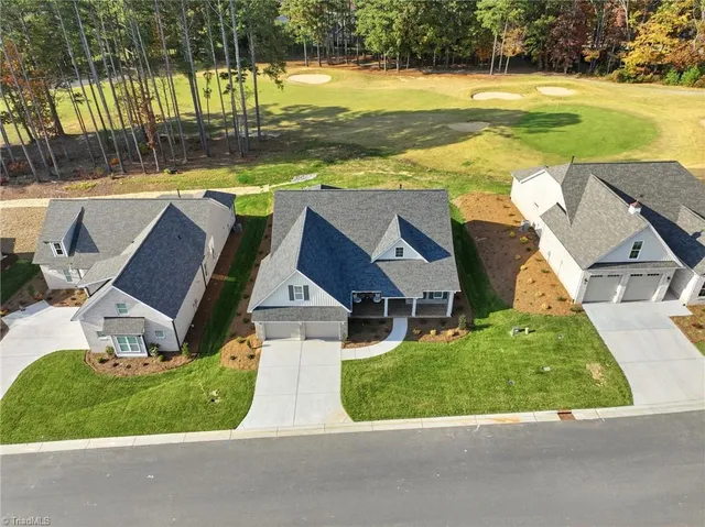 270 Olde Lantern Drive, Winston-Salem, NC 27107