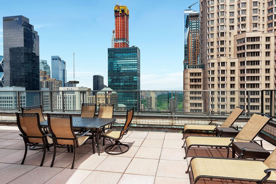 159 West 53rd Street, Unit 31D Manhattan, NY 10019 - Photo 9 of 13