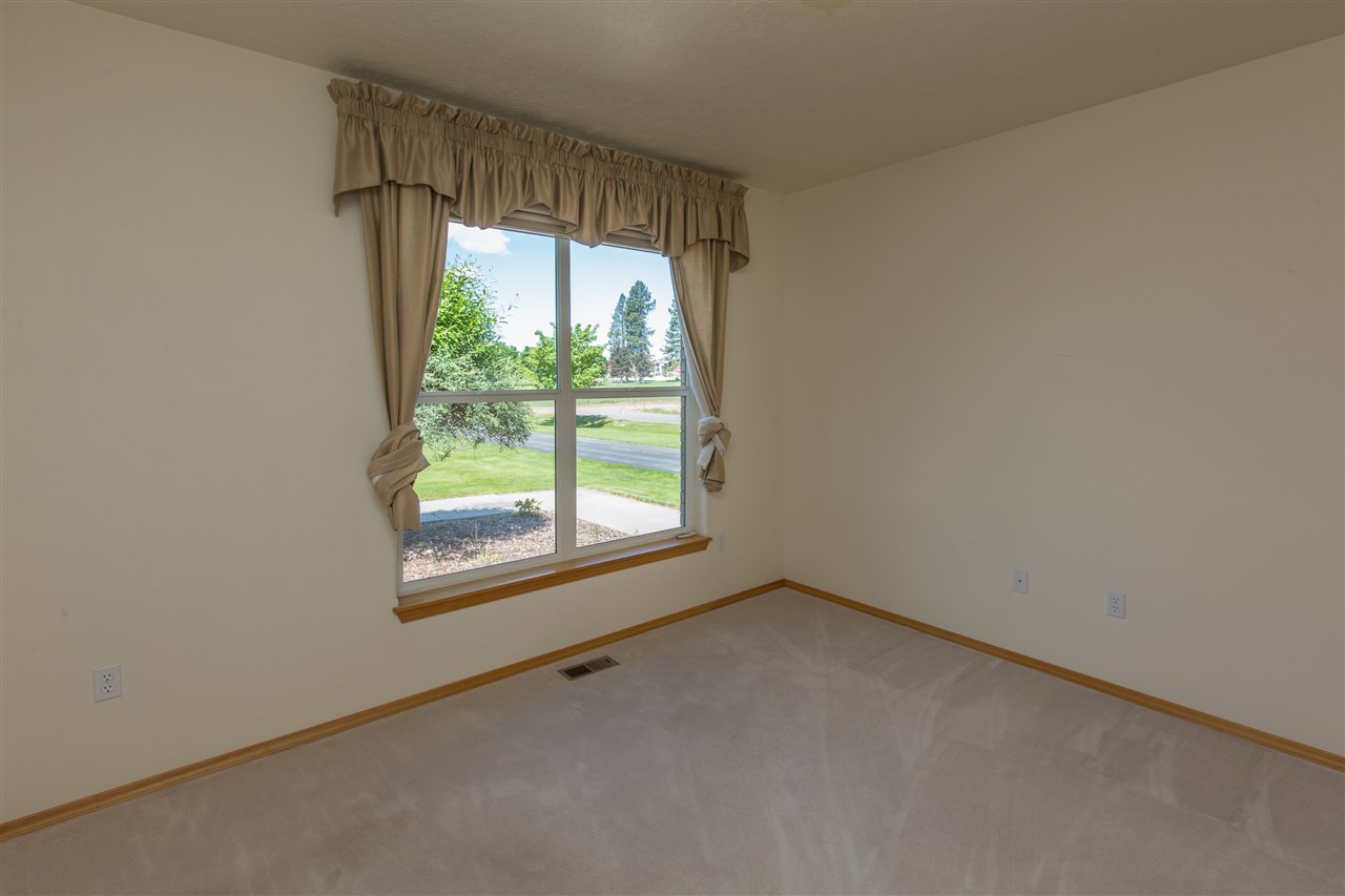 4021 South Evergreen Road Veradale, WA 99037 - Photo 14 of 20 Gallery Image 14