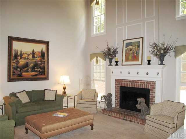 6200 Trevor Court Raleigh, NC 27613 - Photo 5 of 23 Den/Family/Great Room
