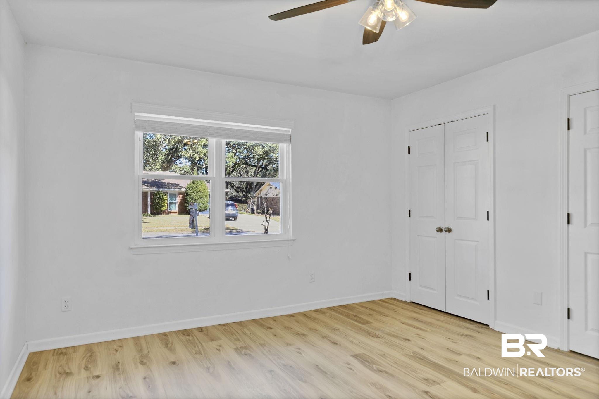 5817 Woodgate Road Mobile, AL 36609 - Photo 39 of 85 Primary bedroom with 2 closets