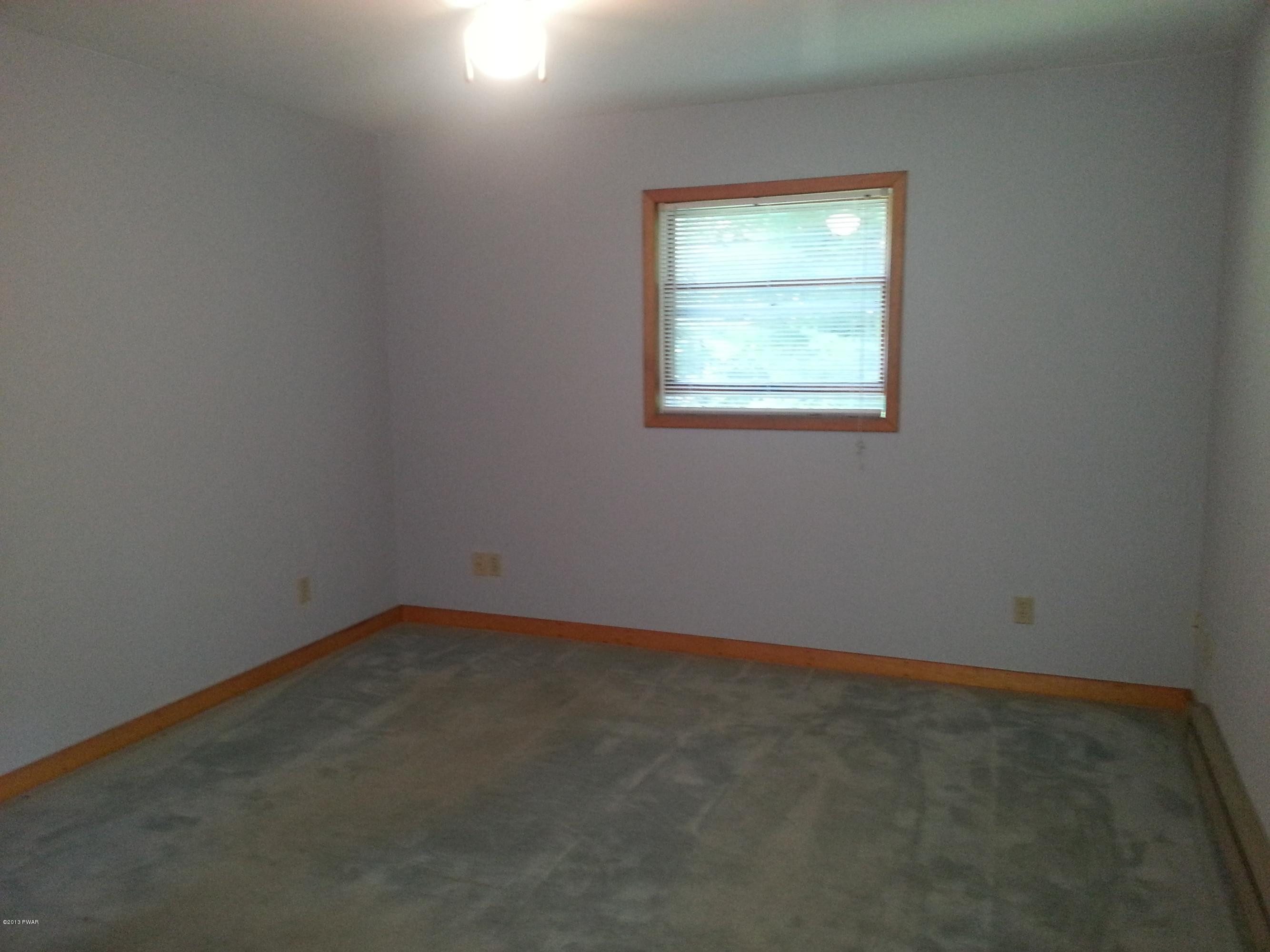 198 Greeley Lake Road Greeley, PA 18425 - Photo 18 of 28