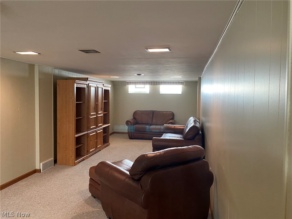 708 Sterling Road Wickliffe, OH 44092 - Photo 28 of 34 Gallery Image 28