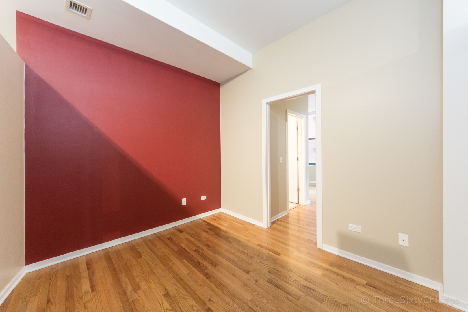 208 West Washington Street, Unit 1010 Chicago, IL 60606 - Photo 12 of 19