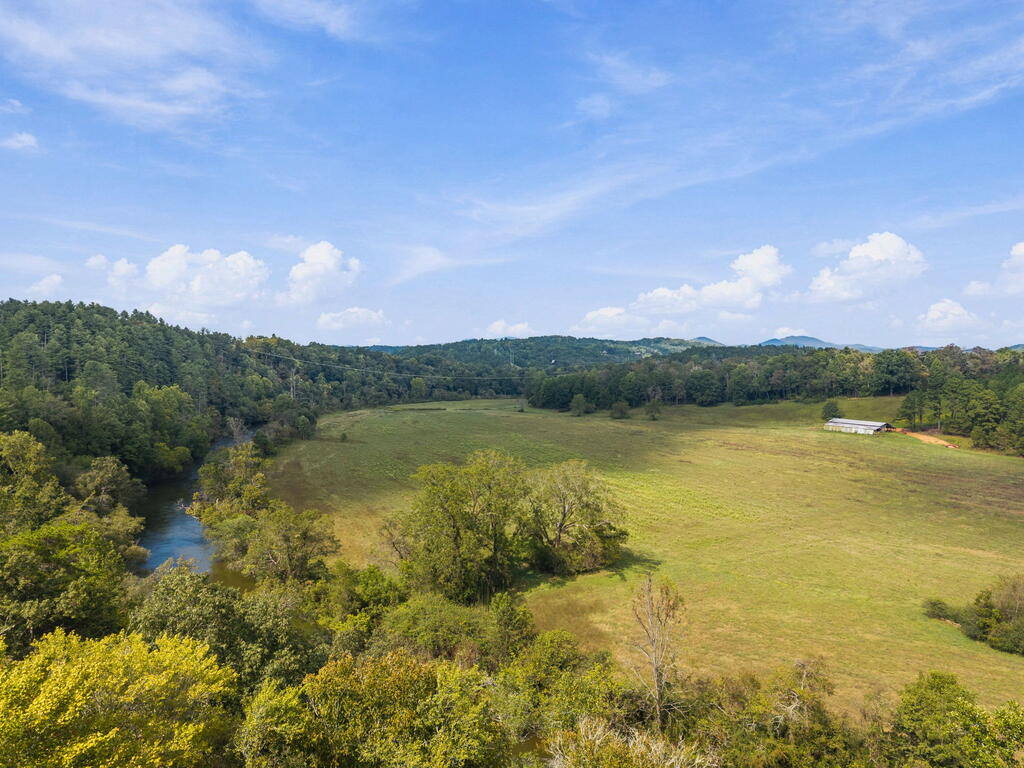 517 Ridge Road Blue Ridge, GA 30513 - Photo 3 of 45 Gallery Image 3