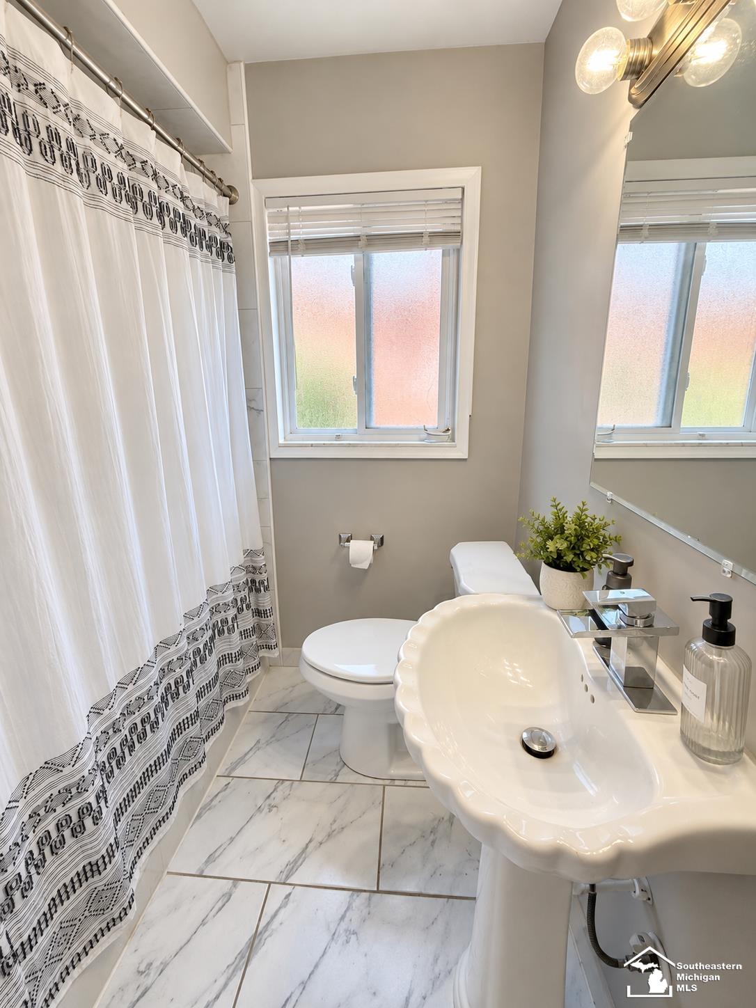 8521 Pardee Road Taylor, MI 48180 - Photo 8 of 11 Gallery Image 8