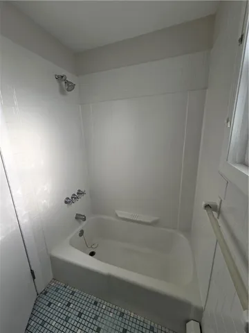 $1,500 | 292 Pleasant Street, Unit 3, East Providence, RI 02916