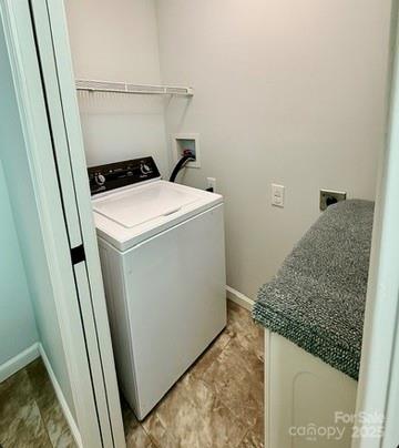 109 Beech Tree Lane Rutherfordton, NC 28139 - Photo 16 of 32 a utility room with dryer and washer