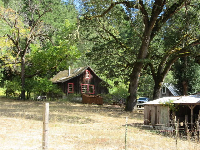 2505 Jewett Road Garberville, CA 95542 - Photo 2 of 13 Gallery Image 2