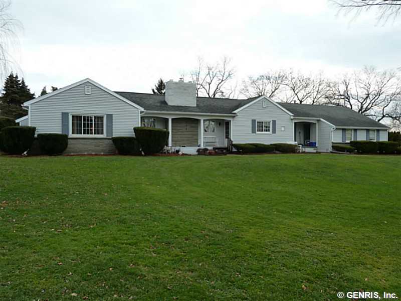 210 Pinnacle Road Henrietta, NY 14534 - Photo 1 of 1 Exterior Front