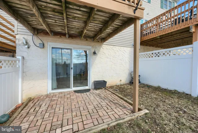 $209,900 | 2435 Woodmont Drive, York, PA 17404