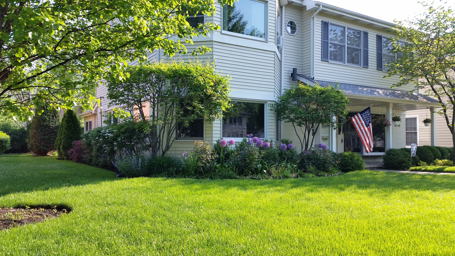 2542 Illinois Road Northbrook, IL 60062 - Photo 2 of 33