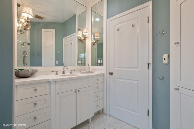 2542 Illinois Road Northbrook, IL 60062 - Photo 16 of 33