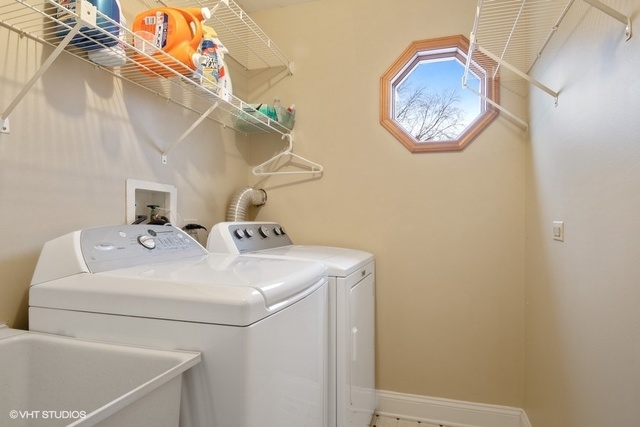 2542 Illinois Road Northbrook, IL 60062 - Photo 22 of 33