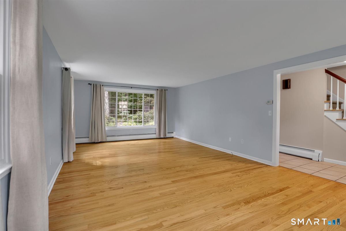 23 Silversmith Road Farmington, CT 06085 - Photo 3 of 40 Gallery Image 3