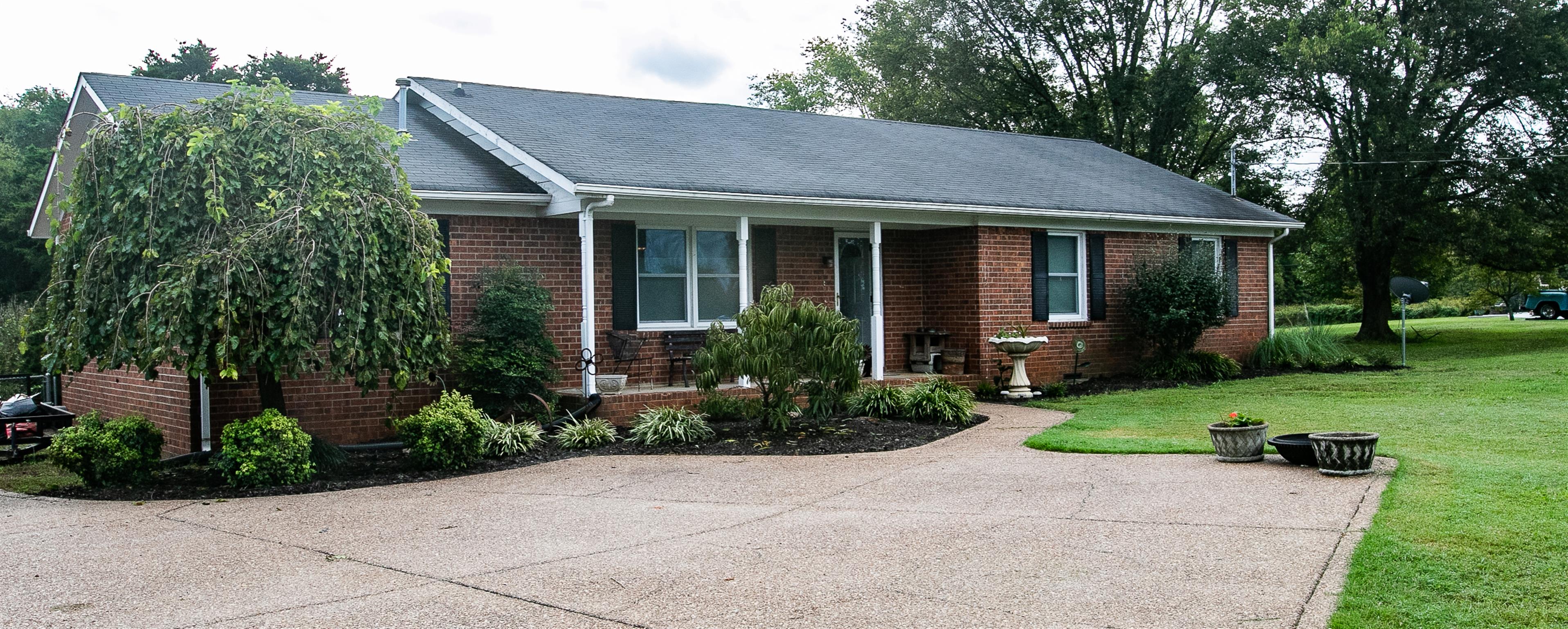 3810 Chisholm Road Murfreesboro, TN 37129 - Photo 4 of 27 Gallery Image 4
