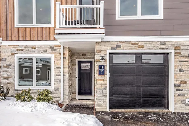 $979,900 | 36 Vantage Point Drive, Unit 3, Laconia, NH 03246