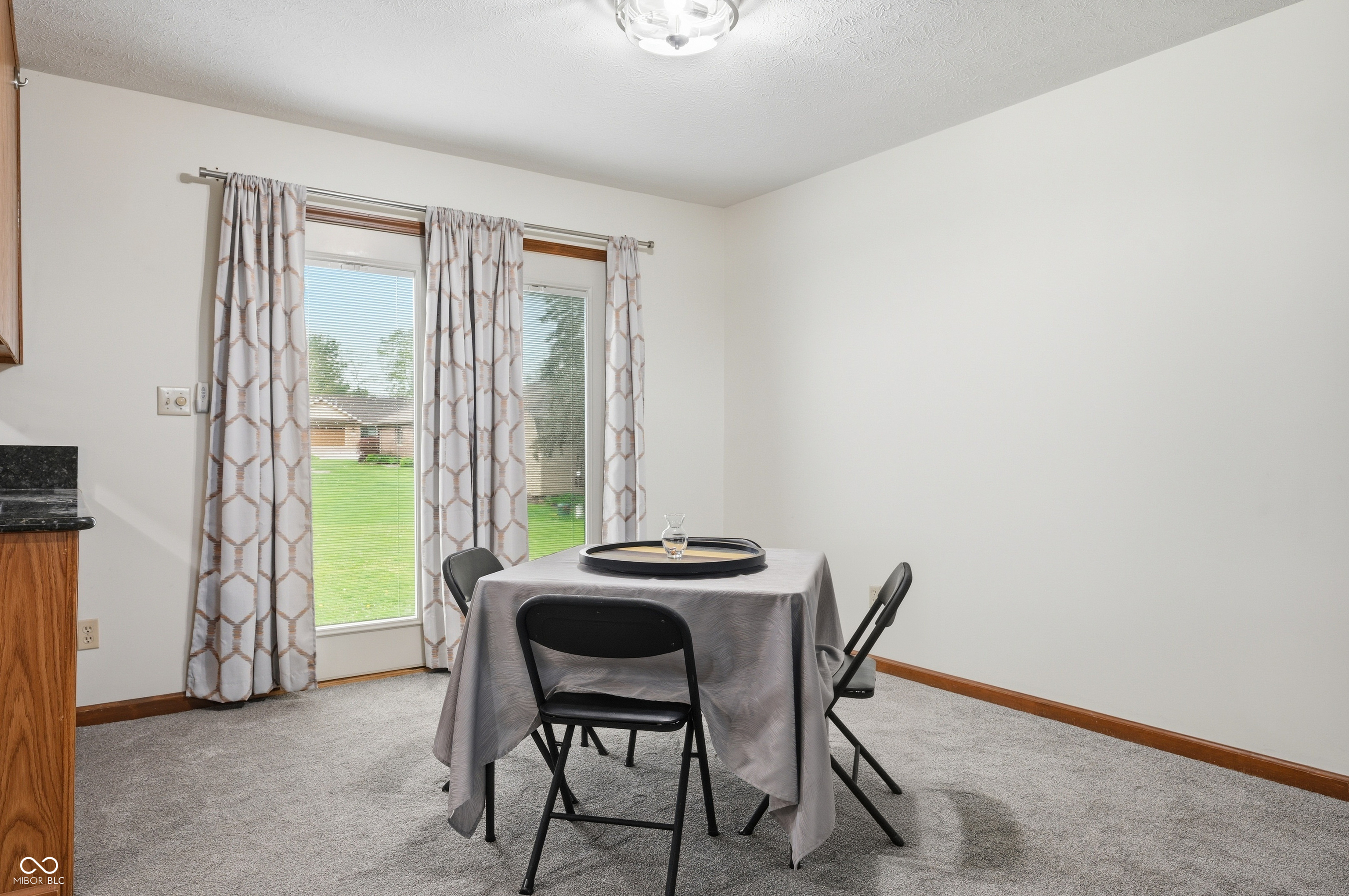 8749 Carriage Lane Pendleton, IN 46064 - Photo 7 of 27