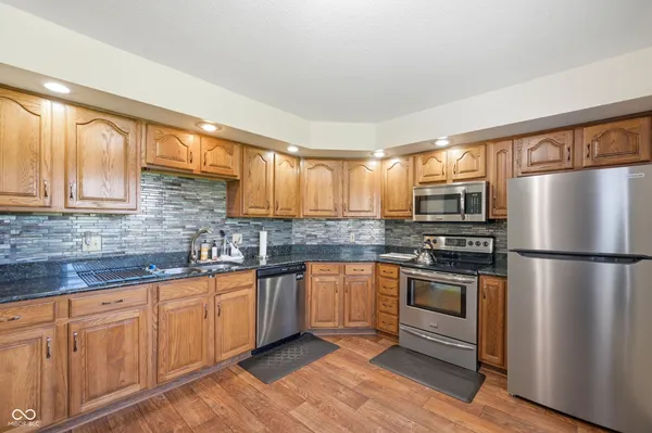 $400,000 | 8749 Carriage Lane, Pendleton, IN 46064