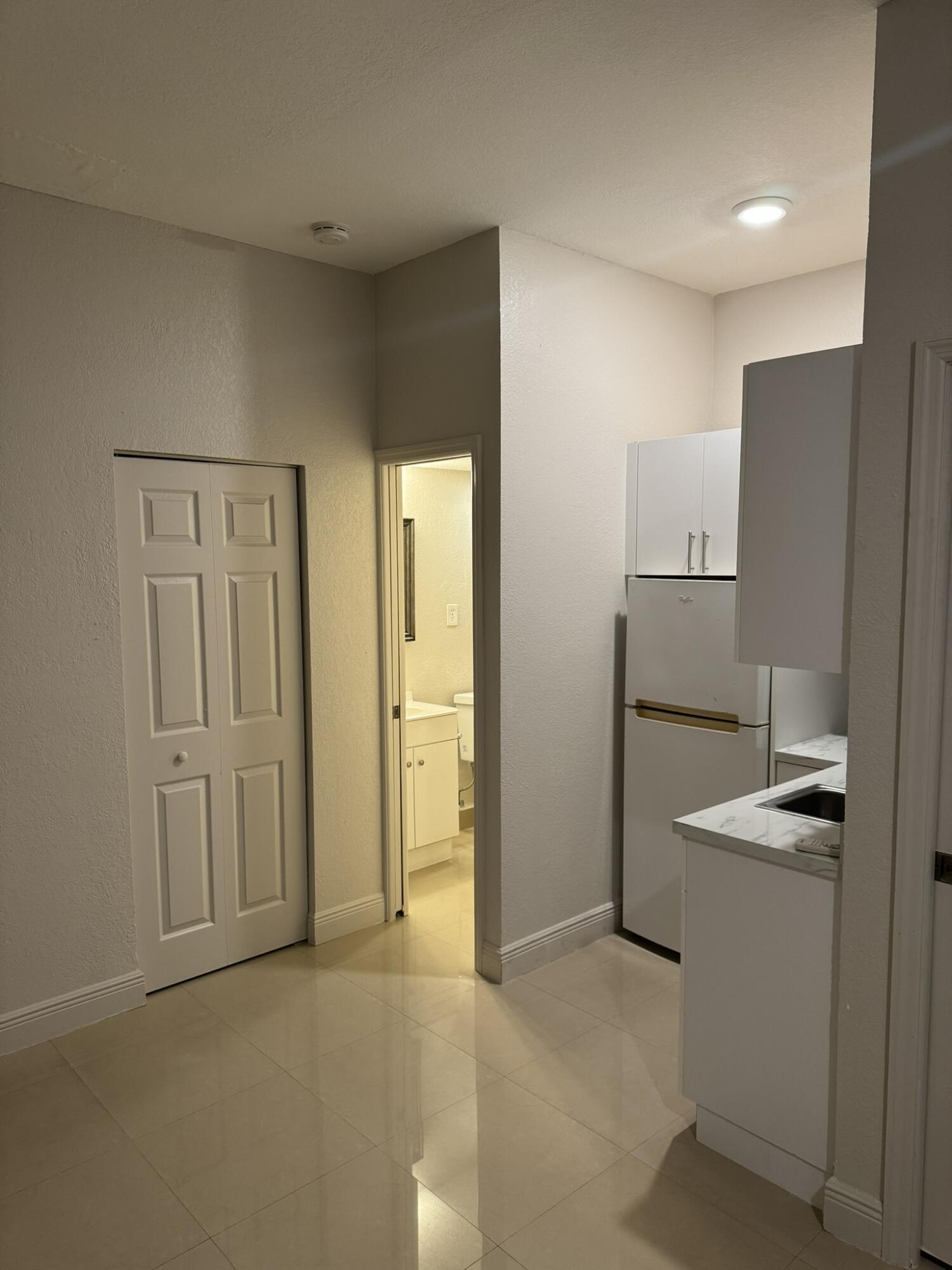 9033 Northwest 174th Street, Unit STUDIO Hialeah, FL 33018 - Photo 5 of 8 Private Bathroom & Washer Dryer