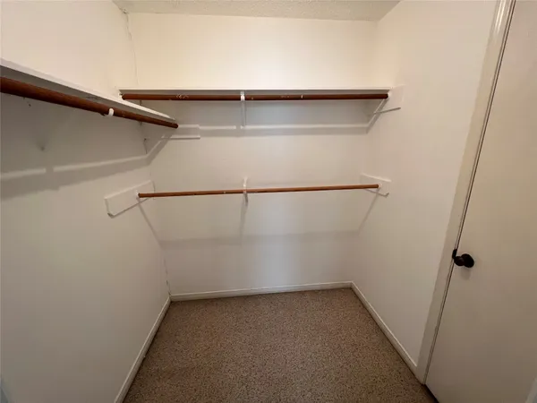 $2,350 | 38 Dusky Meadow Place, Spring, TX 77381