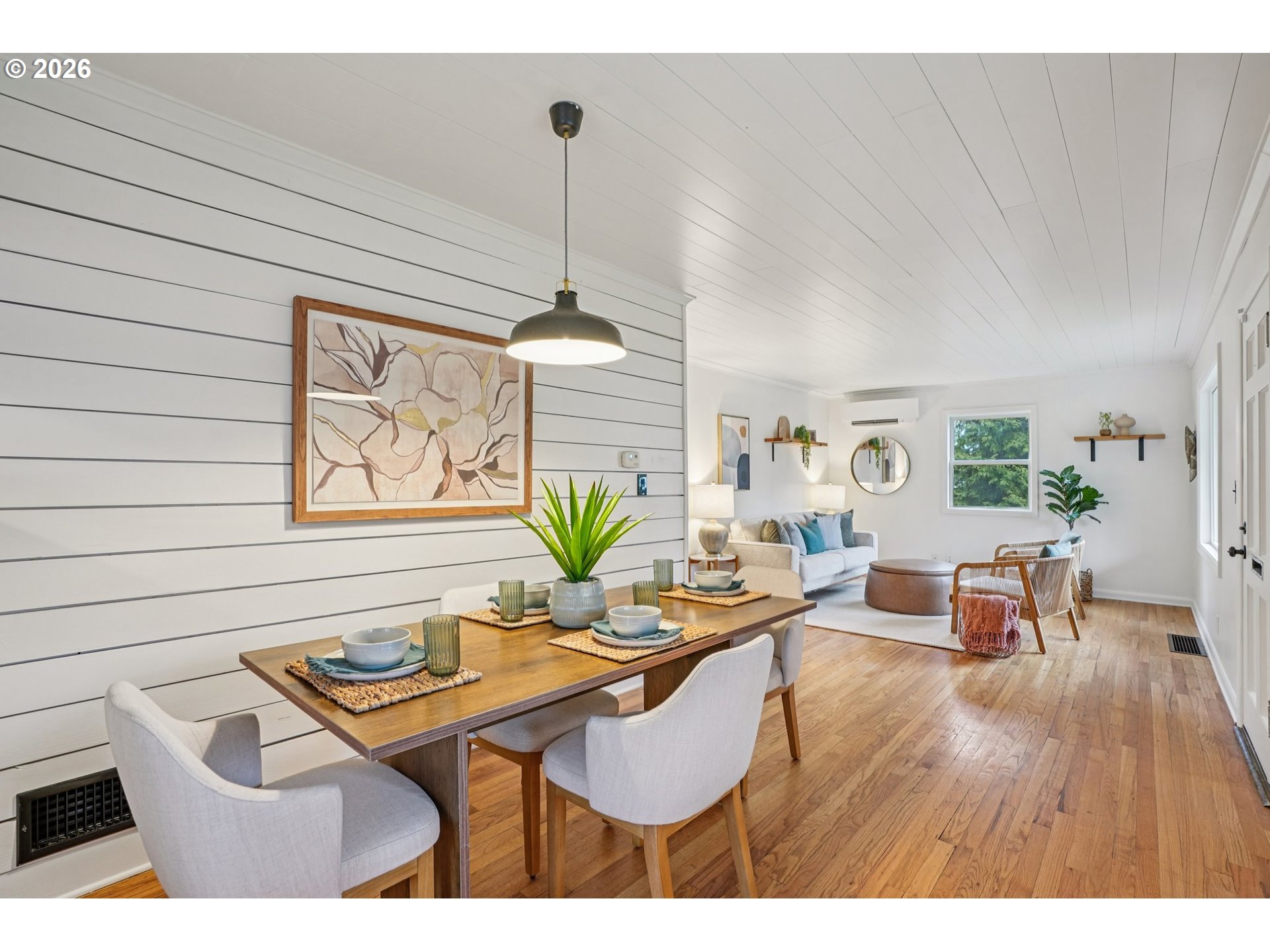 7921 Northeast Clackamas Street Portland, OR 97213 - Photo 8 of 31 a outdoor living space with furniture