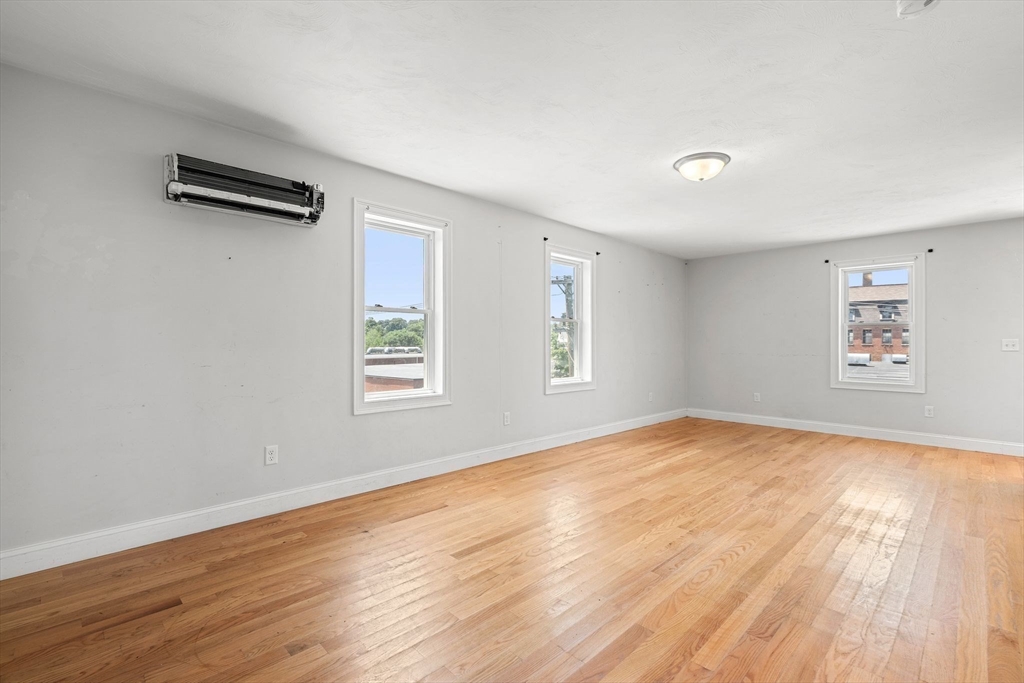 415 Danforth Street Taunton, MA 02780 - Photo 21 of 42