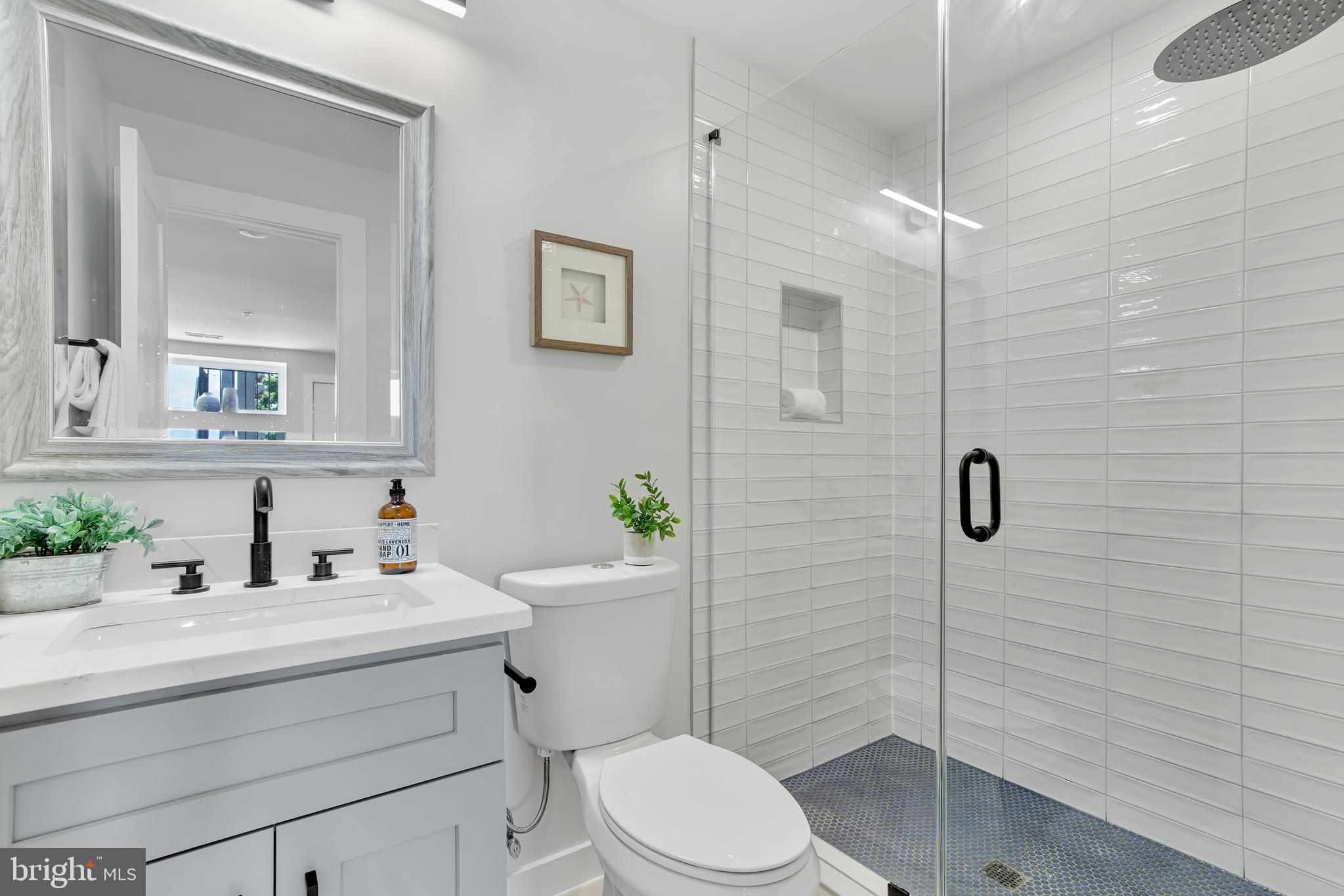 1948 3rd Street Northeast, Unit B Washington, DC 20002 - Photo 19 of 23 Staged Unit (Mirrored Floor Plan)