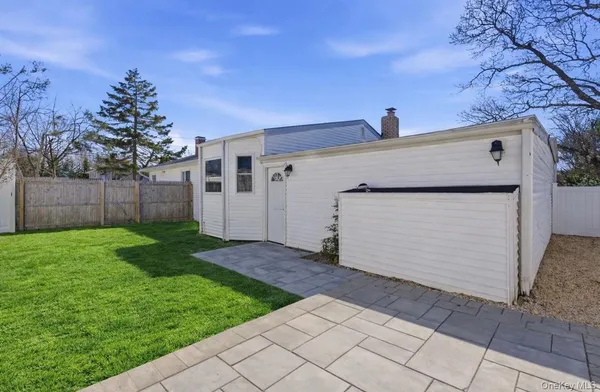 $639,999 | 205 Smithtown Polk Boulevard, Centereach, NY 11720