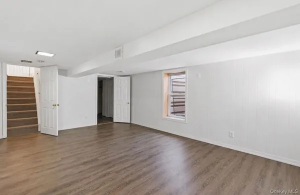 $639,999 | 205 Smithtown Polk Boulevard, Centereach, NY 11720