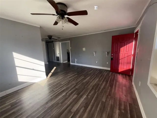 $234,900 | 285 East Lake Street, Umatilla, FL 32784