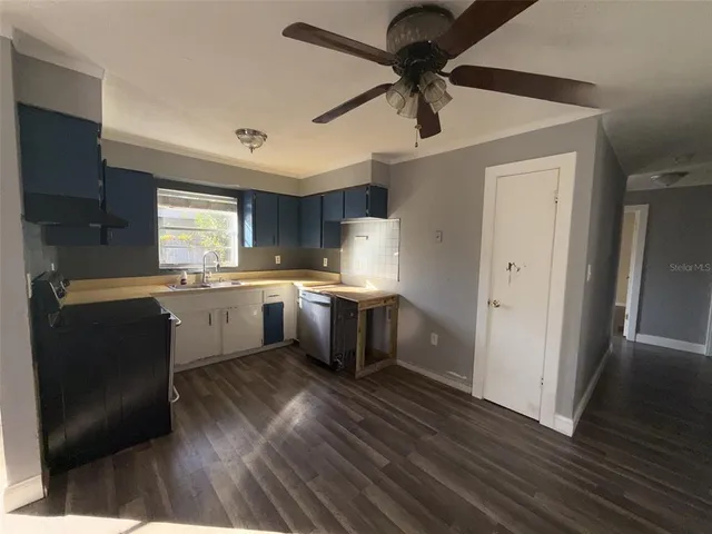 $234,900 | 285 East Lake Street, Umatilla, FL 32784