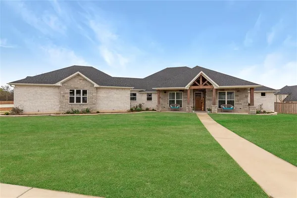 $775,000 | 219 White N Gail Lane, Bullard, TX 75757
