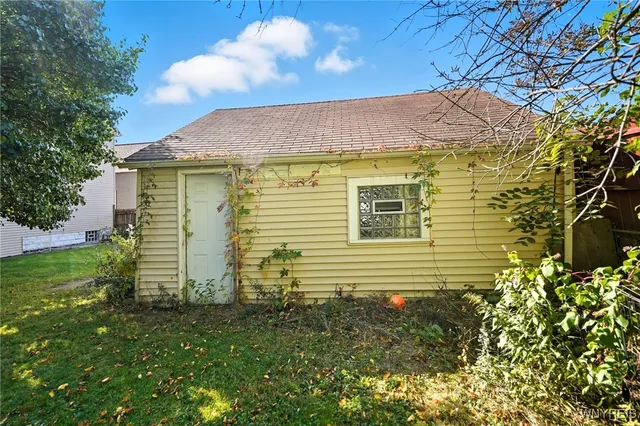 $229,900 | 226 Kirby Avenue, Lackawanna, NY 14218