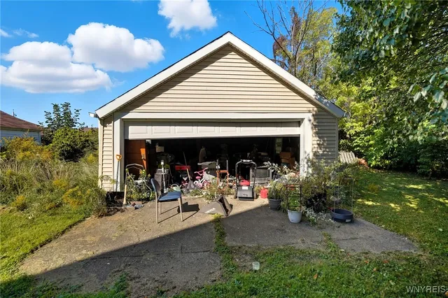 $229,900 | 226 Kirby Avenue, Lackawanna, NY 14218