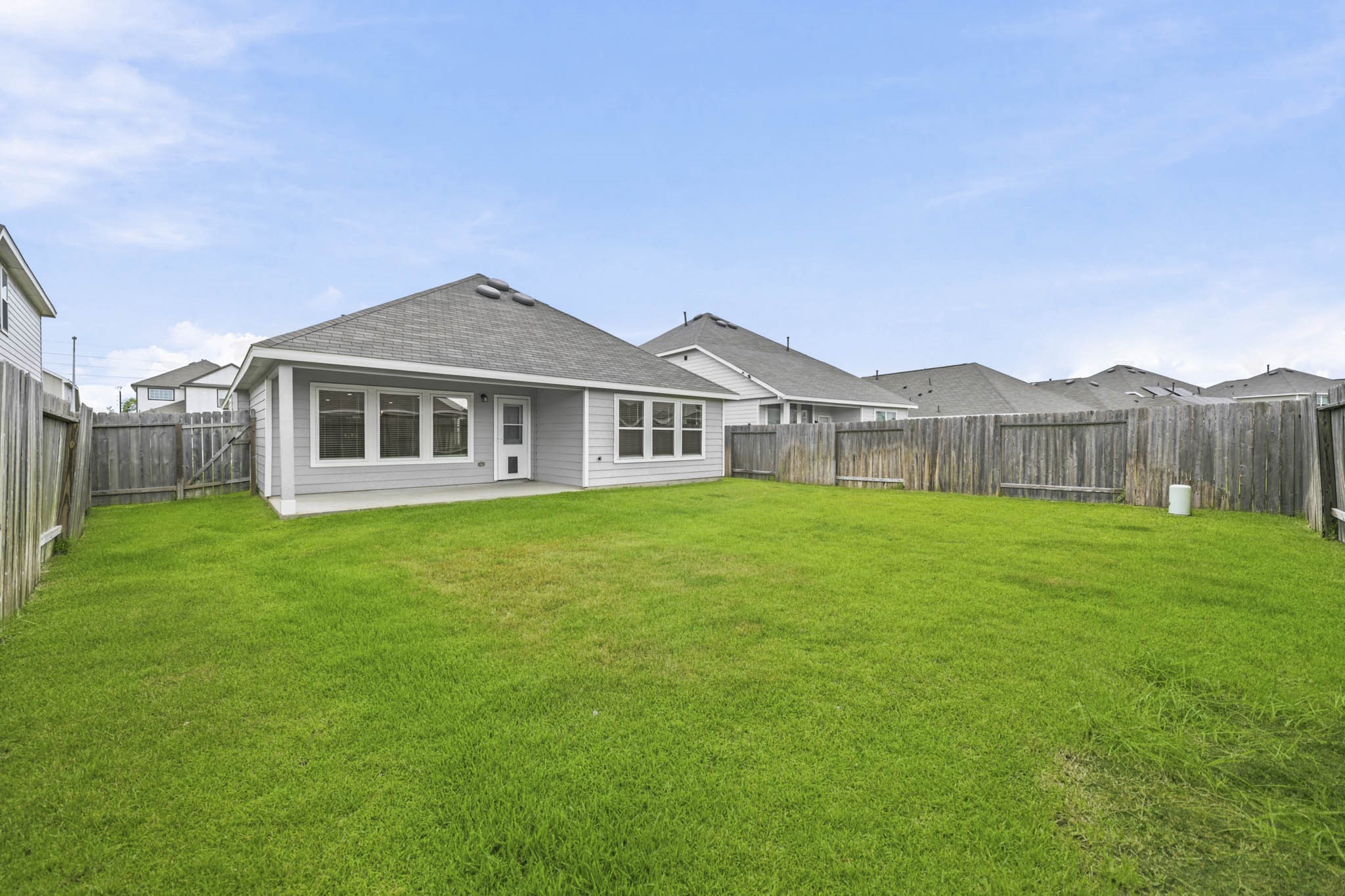 5327 Briana Dee Drive Rosharon, TX 77583 - Photo 14 of 14 Backyard