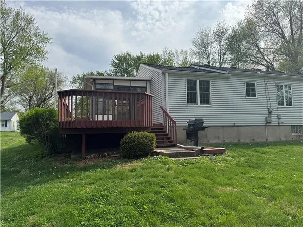 $279,000 | 12000 West 60th Place, Shawnee, KS 66216