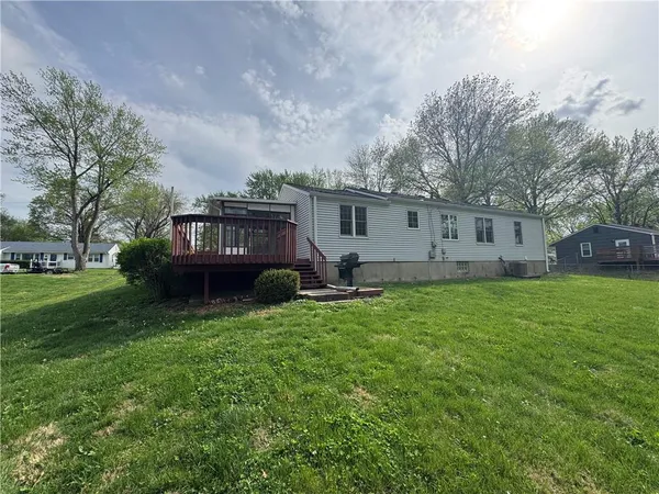 $279,000 | 12000 West 60th Place, Shawnee, KS 66216