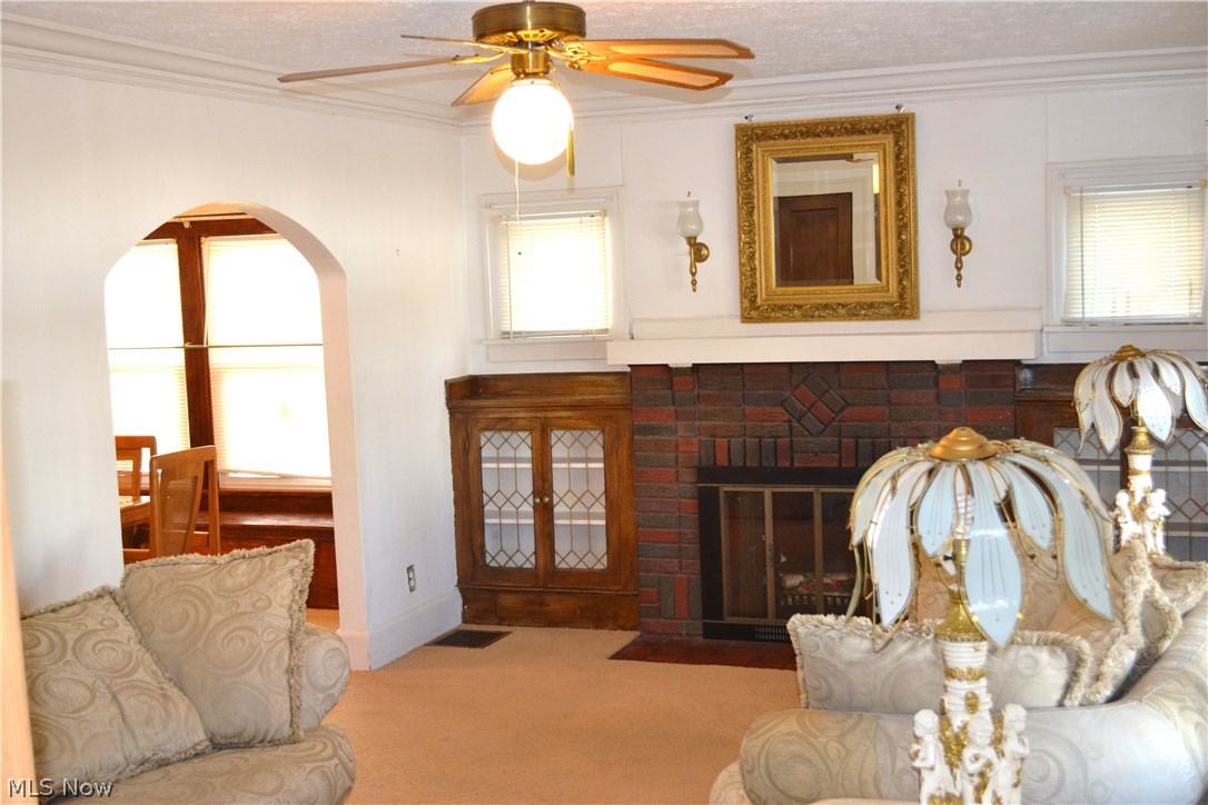 8207 Snow Road Cleveland, OH 44129 - Photo 8 of 23