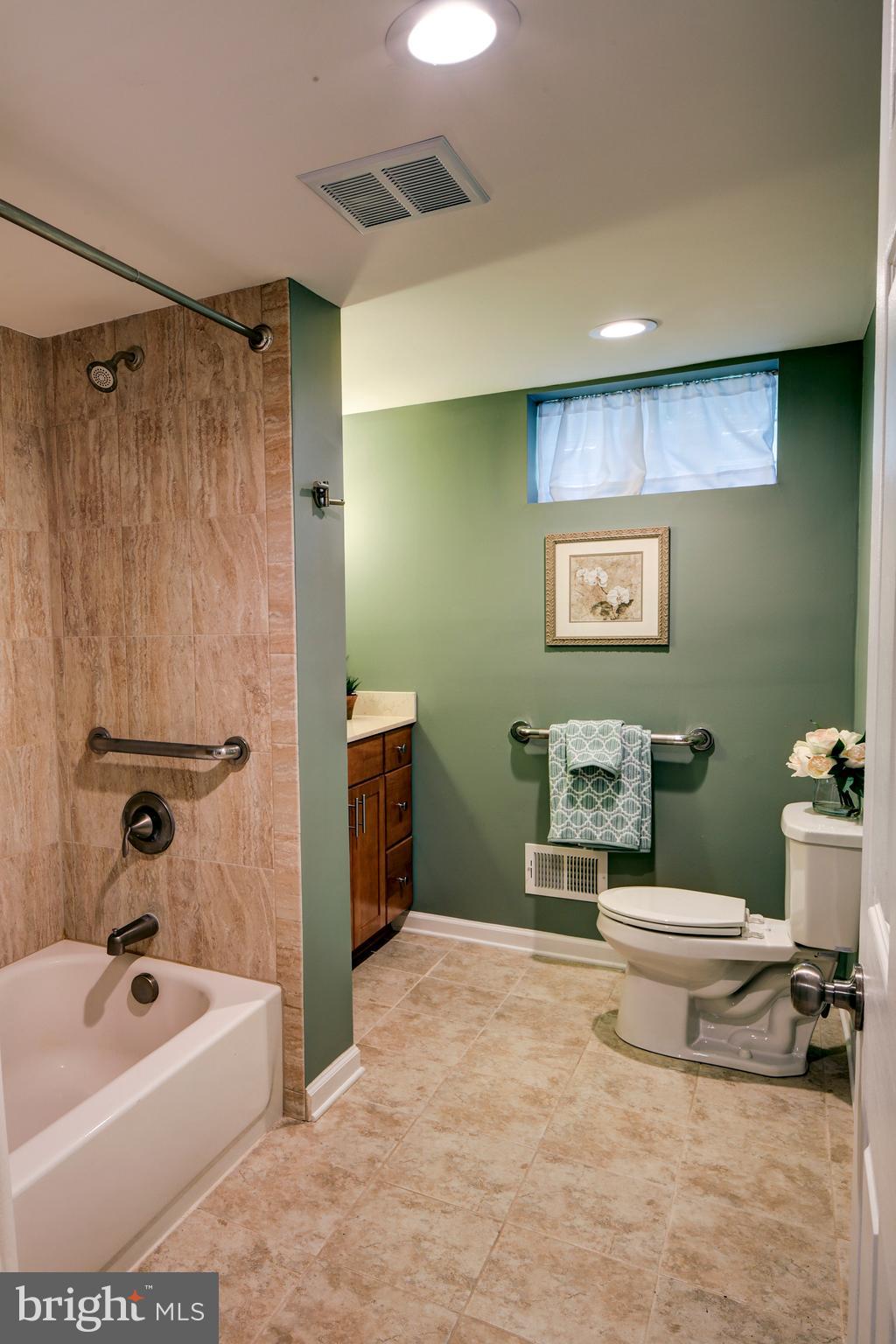 716 Pasadena Road Pasadena, MD 21122 - Photo 22 of 31 Lower Level Full Bath