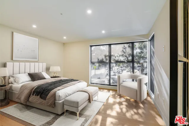 $4,900 | 1617 Broadway, Unit A, Santa Monica, CA 90404