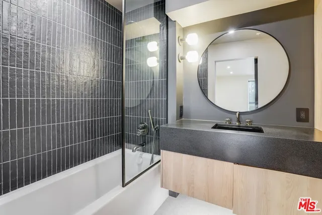 $4,900 | 1617 Broadway, Unit A, Santa Monica, CA 90404