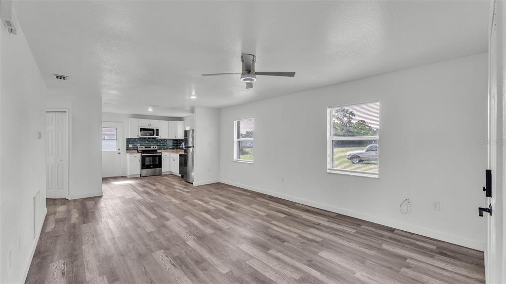 1050 Reynolds Road Lakeland, FL 33801 - Photo 6 of 34 Gallery Image 6