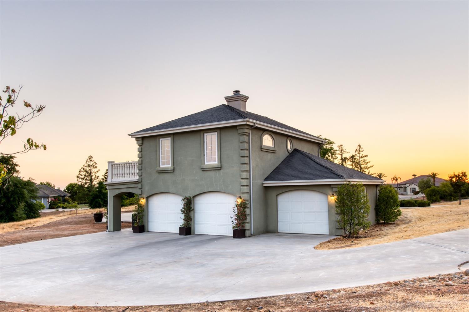 14374 Killarney Drive Madera, CA 93636 - Photo 11 of 56 a view of a house with a outdoor space