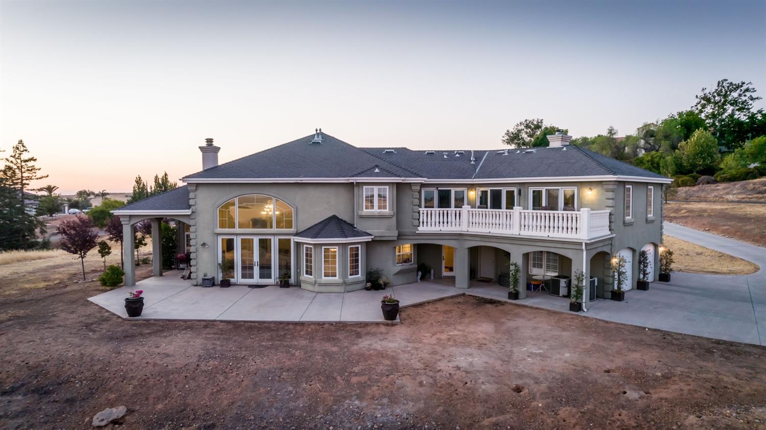 14374 Killarney Drive Madera, CA 93636 - Photo 14 of 56 a view of a house with a yard and fence