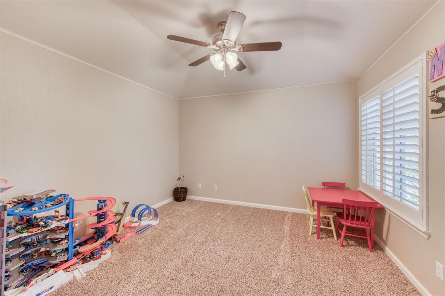 14374 Killarney Drive Madera, CA 93636 - Photo 46 of 56