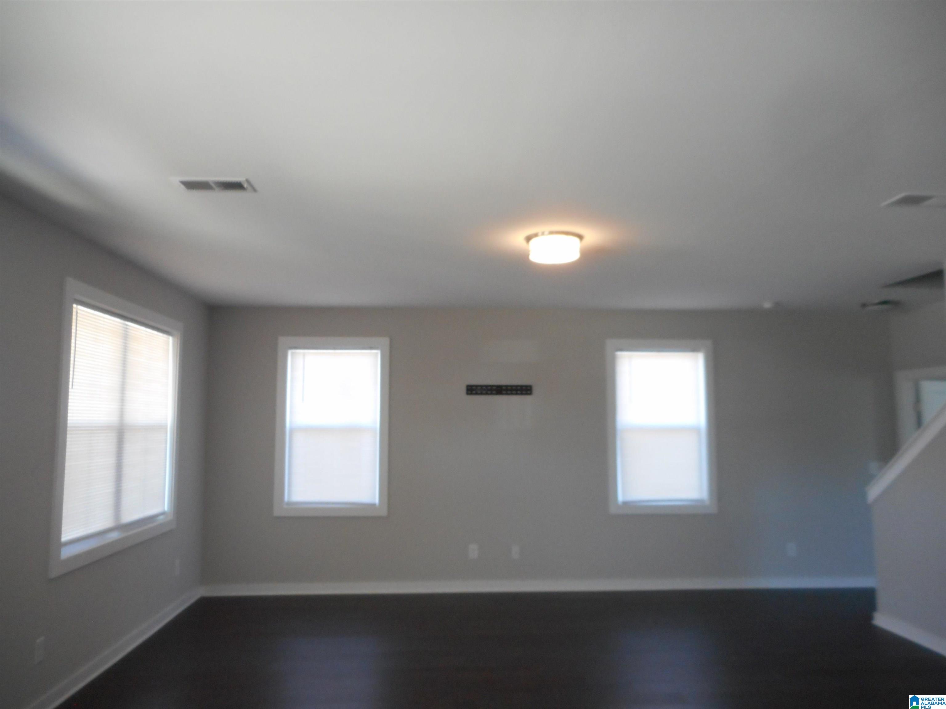 531 9th Avenue Pleasant Grove, AL 35127 - Photo 2 of 15