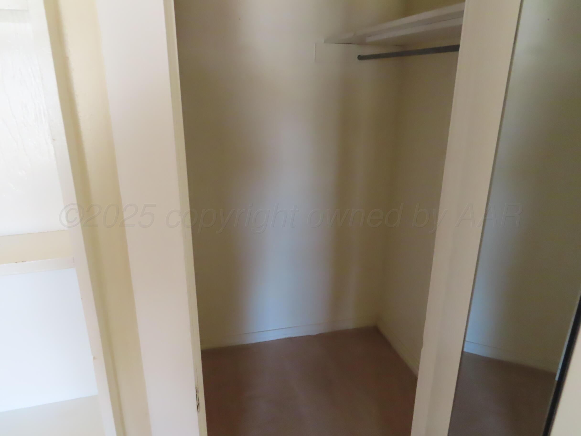 3813 South Washington Street Amarillo, TX 79110 - Photo 11 of 12 a view of hallway