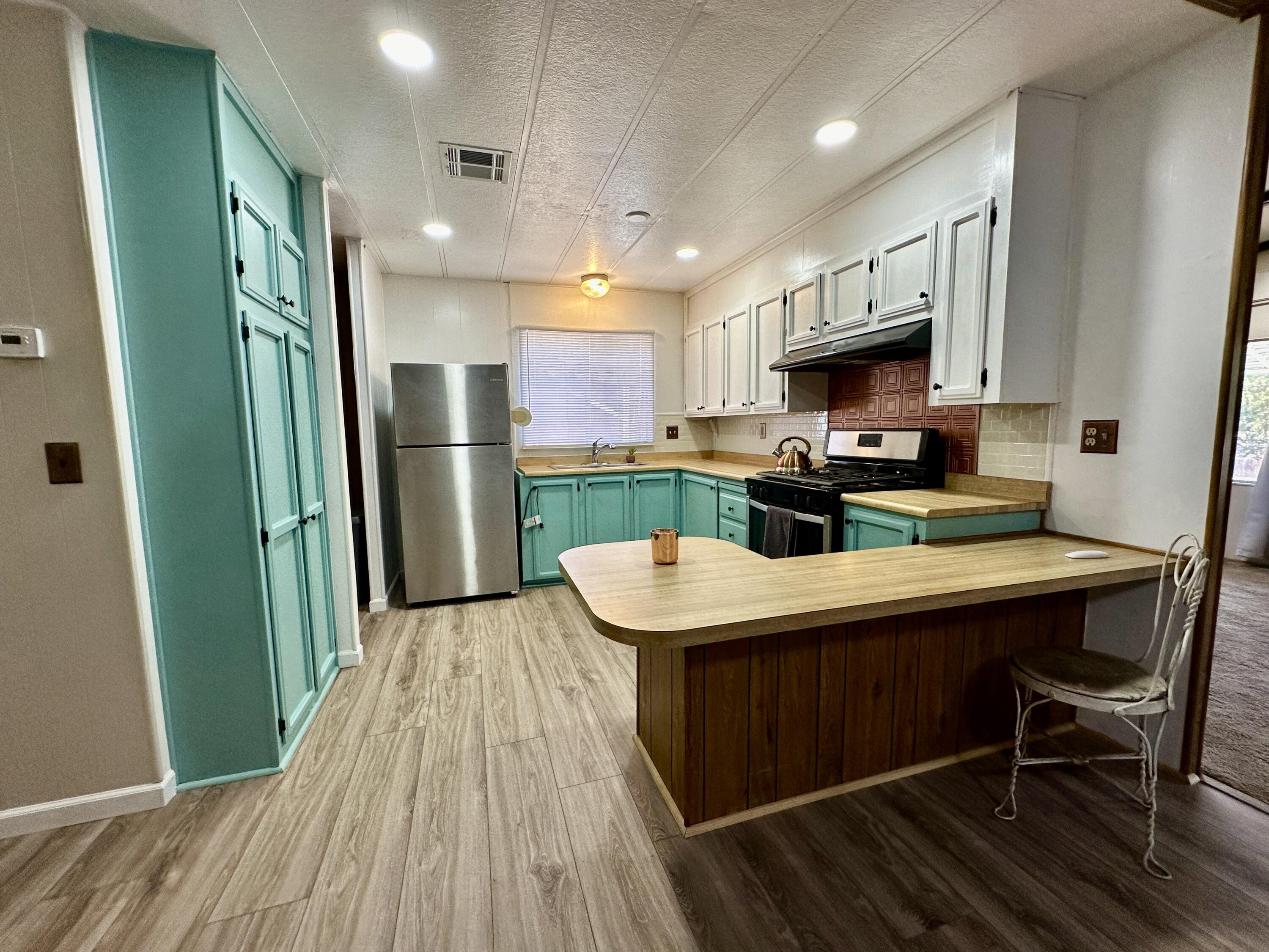 43490 North Fork Drive, Unit 19 Three Rivers, CA 93271 - Photo 9 of 21 IMG_4197